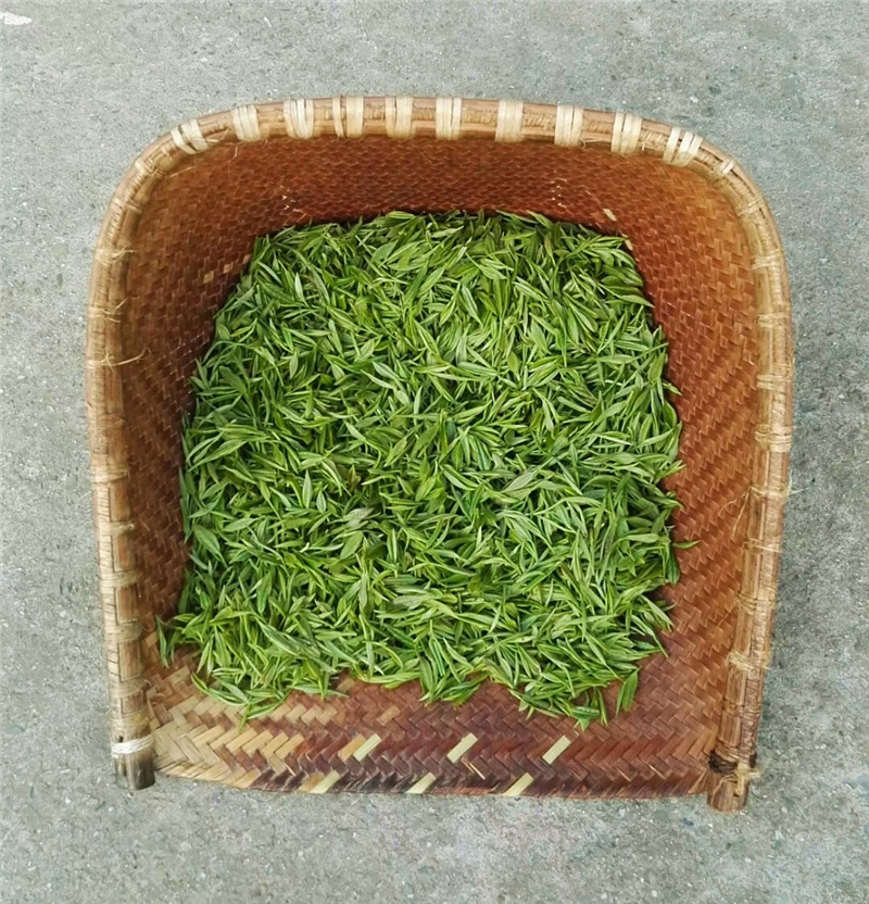 �����²�