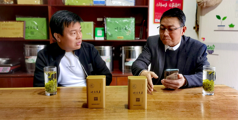 �{�ȴ����