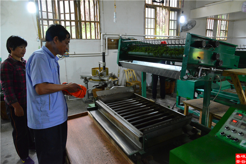 �}�{�ȴ���