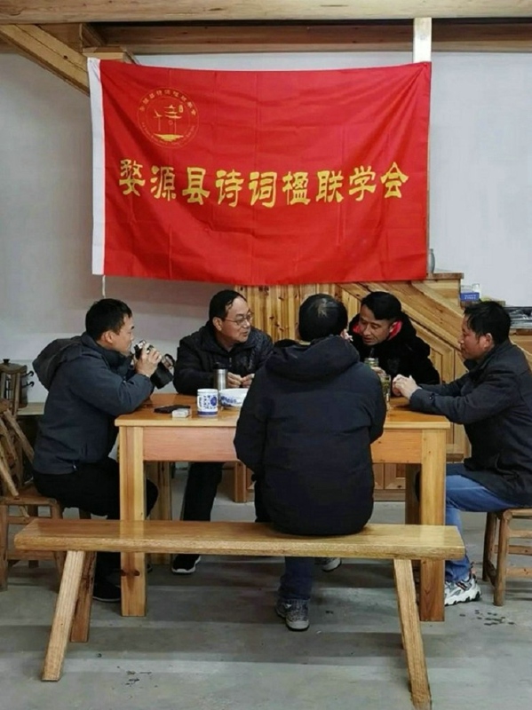 �����F��~���S�����l���ӡ����������ݴ�����h��